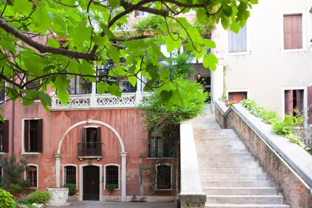 Palazzo Alvera Grand Canal Венеция Екстериор снимка